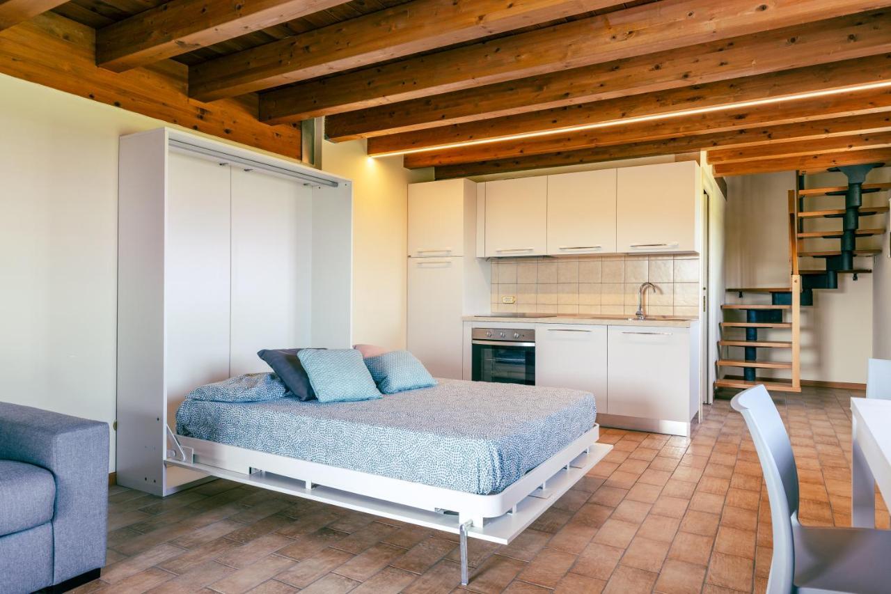 Aparthotel Il Casale Lonato - By Host4U Exterior foto